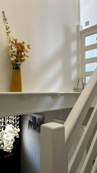 Cheerful 3 Bedroom Townhouse With Free Parking. Billericay Zewnętrze zdjęcie