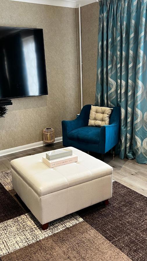 Cheerful 3 Bedroom Townhouse With Free Parking. Billericay Zewnętrze zdjęcie